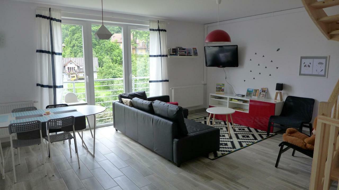 Apartament Rodzinny Plus Mountain Aparts Swieradow-Zdroj Ngoại thất bức ảnh